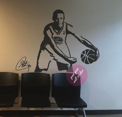 【源遠】Stephen Curry【P-70】 運球動作 壁貼 NBA 勇士 30 史蒂芬·柯瑞 設計 貼紙 裝飾 勵志