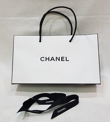 羅浮宮 國際專櫃真品 全新品 Chanel 香奈兒 厚磅數 小紙袋 小手提袋 緞帶 只有一枚 coco