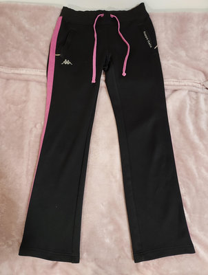 義大利品牌 Kappa 黑色 兩側有拉鍊口袋 粉紅邊 女運動褲 (S)