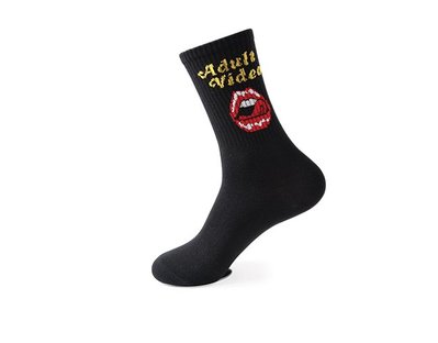 FINDSENSE H1 歐美 時尚  潮 男 女  精緻繡花字母長襪 籃球襪 百搭 個性嘻哈  街舞 滑板襪  中筒襪