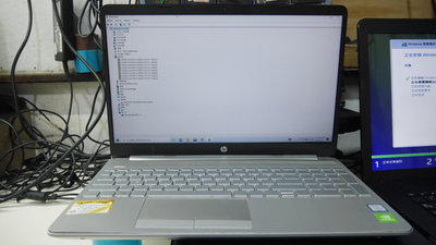 T718   HP   15s-du0048TX       i5八代    八核心筆電  百元起標