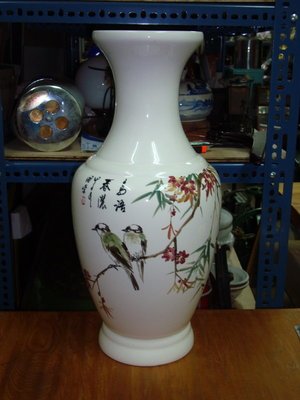 典藏一隻優雅高貴的"中華陶瓷"所生產的特大花瓶
