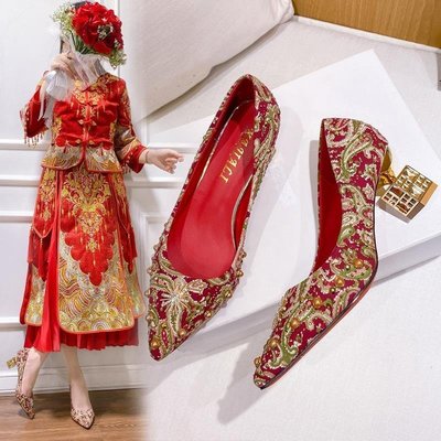 秀禾鞋婚鞋女紅色中式新娘結婚鞋子鉚釘高跟鞋貓跟敬酒禮服鞋細跟~樂悅小鋪