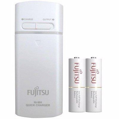 【控光後衛】Fujitsu 富士通 充電電池 FSC322FX-W 3號充電電池2入+充電器（白色）