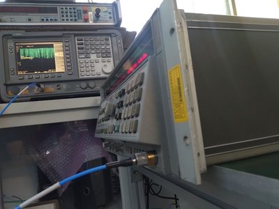 Agilent  HP 8340A Synthesized Sweeper 10MHz to 26.5GHz