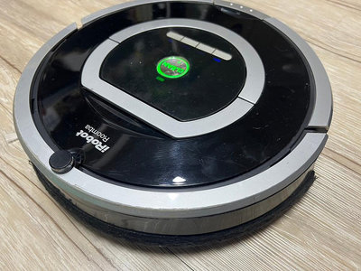 奇機巨蛋09.11.03【iRobot】二手出清 Roomba 760 掃地機器人 定時自動吸塵器 已清潔保養