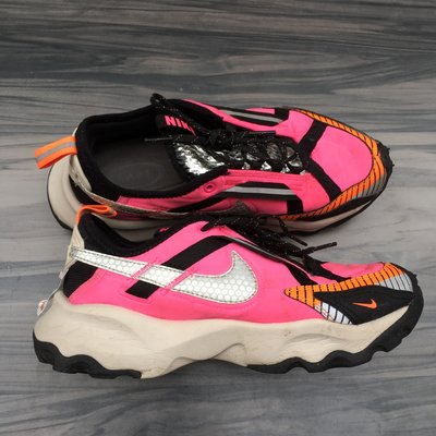 二手Nike 休閒鞋 TC 7900 LX 運動鞋 女鞋 輕量 舒適 避震 球鞋 穿搭 反光 螢光粉紅色 CU7763600 CU7763-600台北可面交