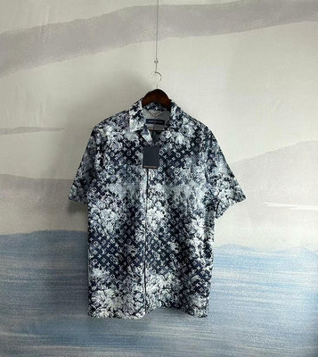 Louis Vuitton LV掛毯滿印短袖襯衫M碼