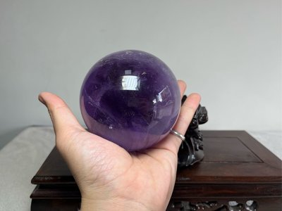 天然烏拉圭紫水晶球大顆濃紫蓮花座助凝聚能量磁場對應眉心輪頂輪提升智慧思考力專注力睡眠品質