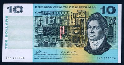 澳大利亞聯邦版本 1968年版 10 8成左右品相 （稀有年版！） 紙鈔 錢幣 紀念鈔【奇摩優選】