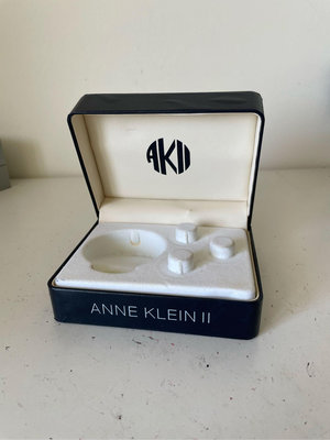 原廠錶盒專賣店 ANNE KLEIN 錶盒 J028