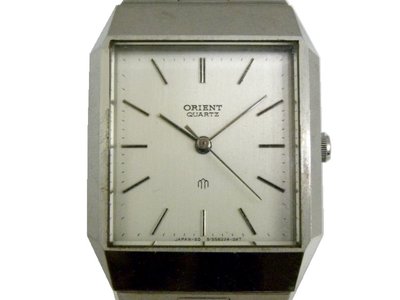 [專業模型] 石英錶 [ORIENT G515622] 東方霸王  方形-石英錶[銀色面][錶厚8mm][庫存新錶]