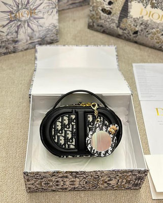 熱款直購#Dior SIGNATURE橢圓相機包豬鼻子包帶小鏡子手提包單肩斜挎包 19*11cm