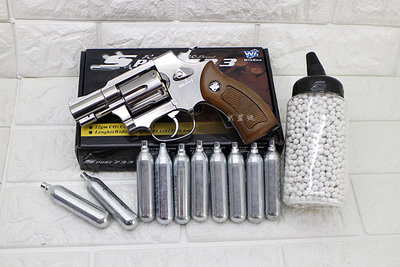 台南 武星級 WG M36 2吋 左輪 手槍 CO2直壓槍 銀 + CO2小鋼瓶 + 奶瓶 ( 左輪槍SP733BB