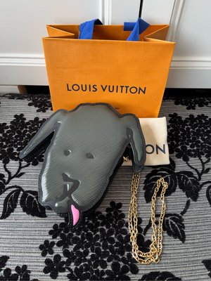 Louis Vuitton LV 路易威登 限量狗狗包 M53171 Dog Face 狗頭包 金鍊 手拿包 防塵袋 紙盒 紙袋