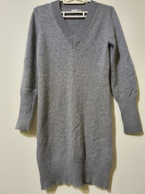 全新 義大利品牌 Pesce 100%喀什米爾 cashmere 羊絨灰色V領 厚織 長版毛衣洋裝