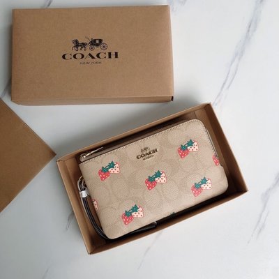 小皮美國代購 COACH 91835 新款女士手拿包 雙拉鏈手腕包 草莓圖案拉鏈錢包 附購證