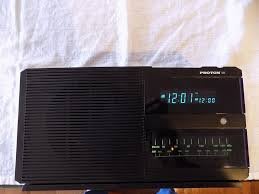 Proton 320雙鬧鐘數字時鐘AM / FM台收音機HiFi Audiophile Vtg 1980s