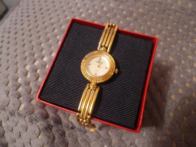 raymond dior watch