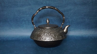 小霖茶堂~日本傳統工藝~南部岩鑄櫻花紋/砂鐵壺