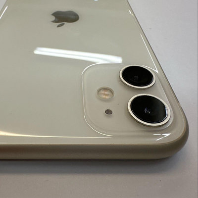 《絕世好機》二手機 APPLE iPhone 11 (6.1吋) 128G 白色 / 電池健康74%