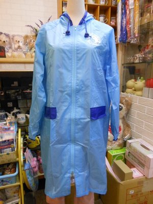 婕的店日本精品~日本帶回~日本太極粉藍色風雨衣(學童雨衣160cm)