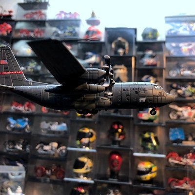 1：200美軍大力神運輸機跳傘機C-130金屬飛機固定翼模型擺件~~特價#促銷 #現貨