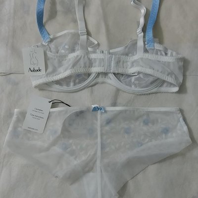 34D 02 S