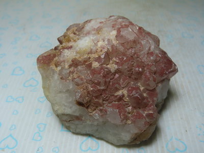 【競標網】高檔罕見天然蘇聯骨幹紅水晶簇413克(TH7)(天天處理價起標、價高得標、限量一件、標到賺到)