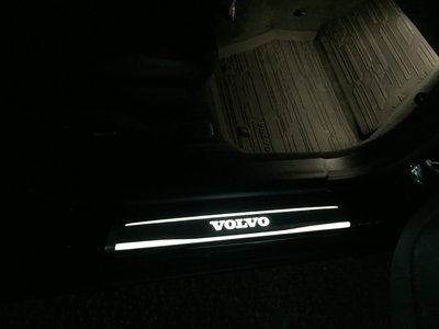 清倉價 Volvo S60 V60 原廠鋁合金 LED 迎賓踏板  門檻