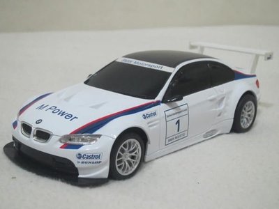 【KENTIM 玩具城】1:24(1/24)全新寶馬BMW M3 GT2空力版白色跑車授權RASTAR遙控車