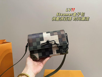 【二手包包】尺寸18.10LV Steamer盒子包很酷很百搭 時尚潮流男女皆可的款式任何搭配都能夠輕松駕馭NO171002