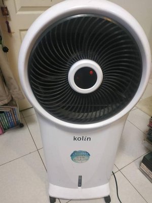 Kolin歌林 12吋 時尚微電腦遙控水冷扇 KF-MN111W 會漏水瑕疵 +590附遙控器