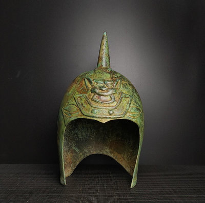 戰國青銅頭盔高37厘米寬20厘米重2.6公斤78036719【萬寶樓】銅器 佛像 擺件