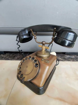 歐洲古董銅殼轉盤老電話機