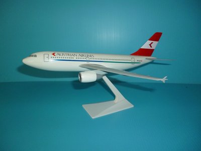 珍上飛模型飛機：空中巴士A310-300(1:200) austrian (奧地利)(編號:A310A10)