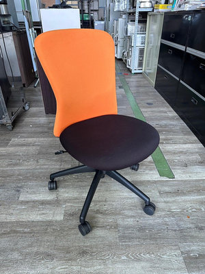 吉田二手傢俱❤橘黑色布無扶手OA椅 電腦椅 書桌椅 辦公椅 櫃台椅 閱讀椅 主管椅 員工椅 升降椅