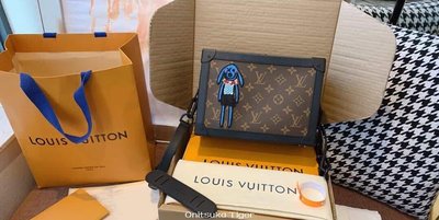 二手Louis Vuitton LV Soft Trunk 卡通兔子郵差包 M45619
