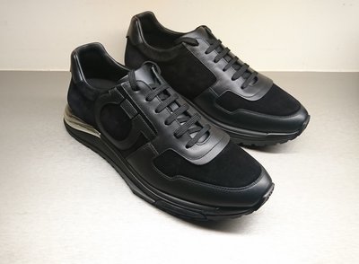 [全新真品代購-SALE!] Salvatore Ferragamo 黑色麂皮拼接 休閒鞋 / 慢跑鞋