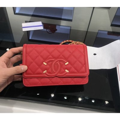 Chanel Vanity 大Logo 紅色牛皮荔枝紋 WOC 肩背包 金鏈 限定 19公分 翻蓋包