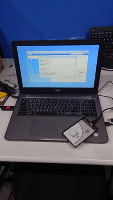 外觀超好 Dell Inspiron 15-5567 獨顯 8G 240G SSD MLC FHD螢幕 光碟機 背光鍵盤