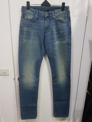 【EZ兔購】~正品美國 Armani Jeans 亞曼尼 AJ    牛仔褲 ~現貨 28 腰 還有