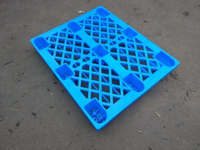 二手九宮型塑膠棧板　 尺寸: 110x90出貨便宜好用　