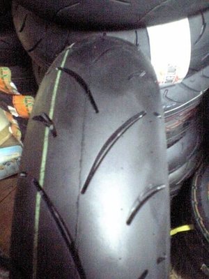 固滿徳輪胎 EVO競技の霸王 GMD EVO 100 90 12裝到好1400元  免費灌氮氣 新莊