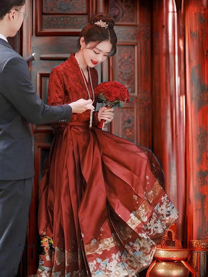 訂婚禮裙新中式紅色敬服馬面裙結婚服套裝漢服成人女裝2023新款-西瓜鈣奶