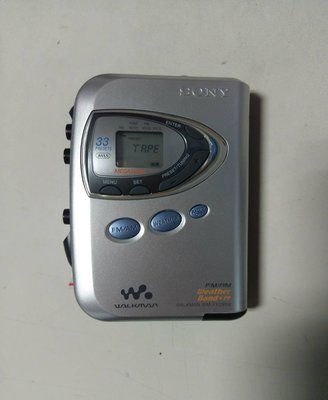 優惠活動：{日本國內原裝絕版一台} SONY  WM-FX290 卡帶式 卡夾式 AM/FM 輕薄隨身聽 (3號電池1顆)