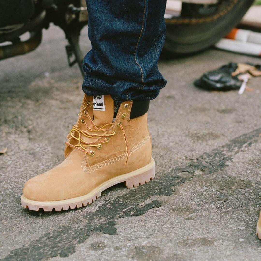 Timbs deals x bape