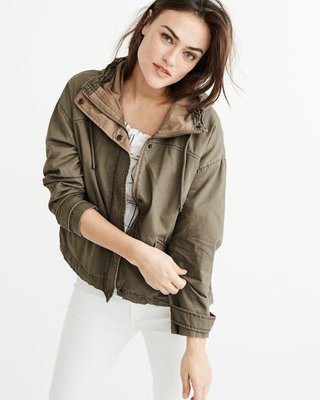 美國Abercrombie & Fitch AF女裝 TWILL ANORAK JACKET M號橄欖綠輕鬆寬版外套含運