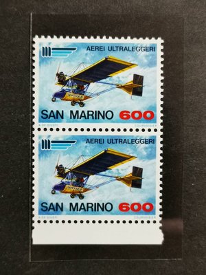 (C4403)聖馬利諾1987年輕型飛機試飛成功(雙連)(帶邊紙)郵票1全