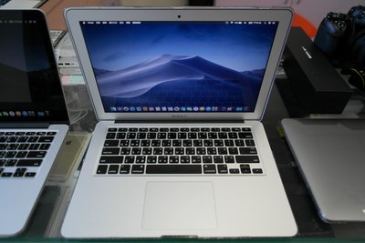 Macbook Air i5  Early 2015 8G RAM 128G Graphics 6000 1536MB